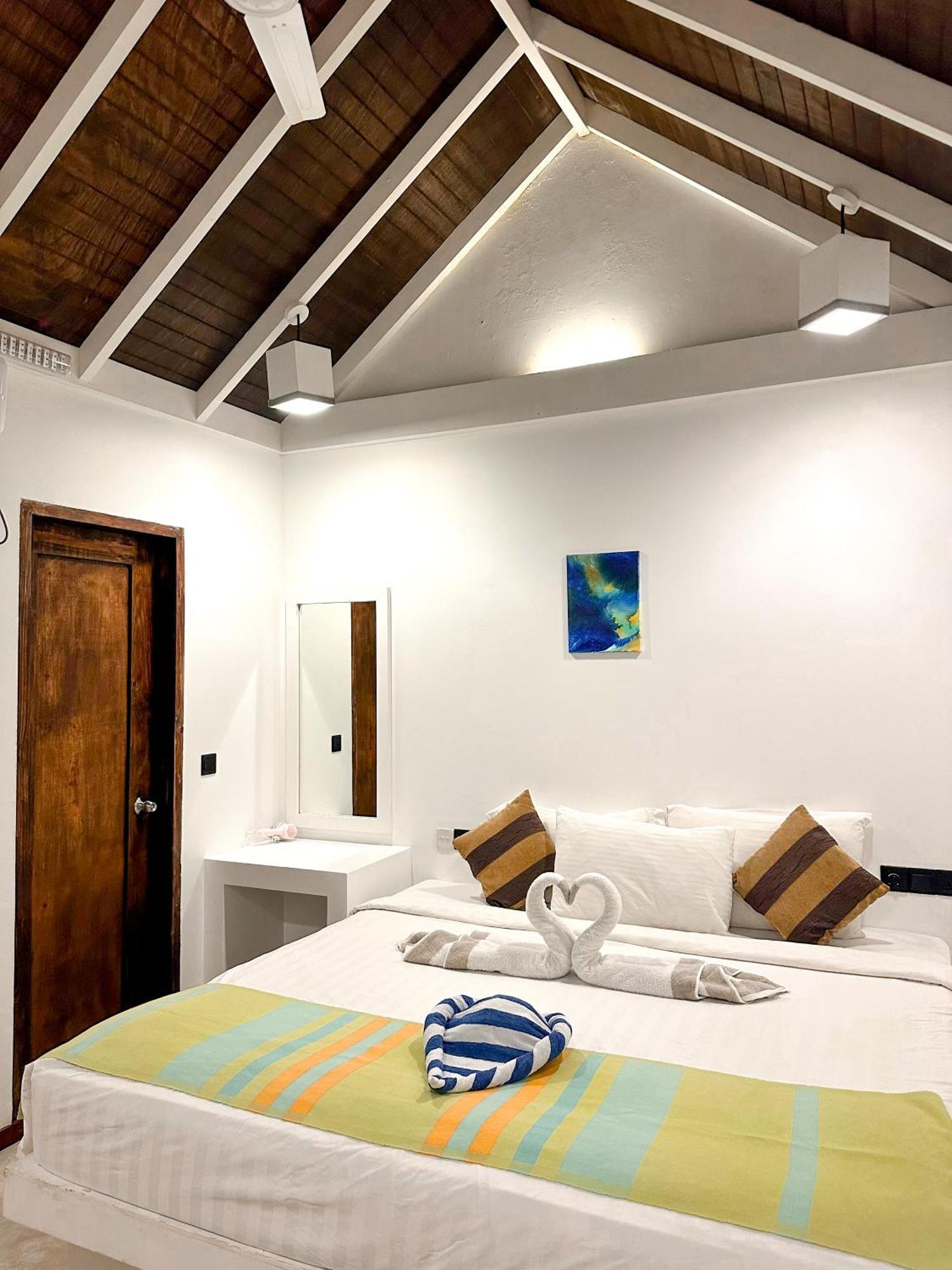 Rasdhoo Brickwood Ganduvaru Private Villas חדר תמונה